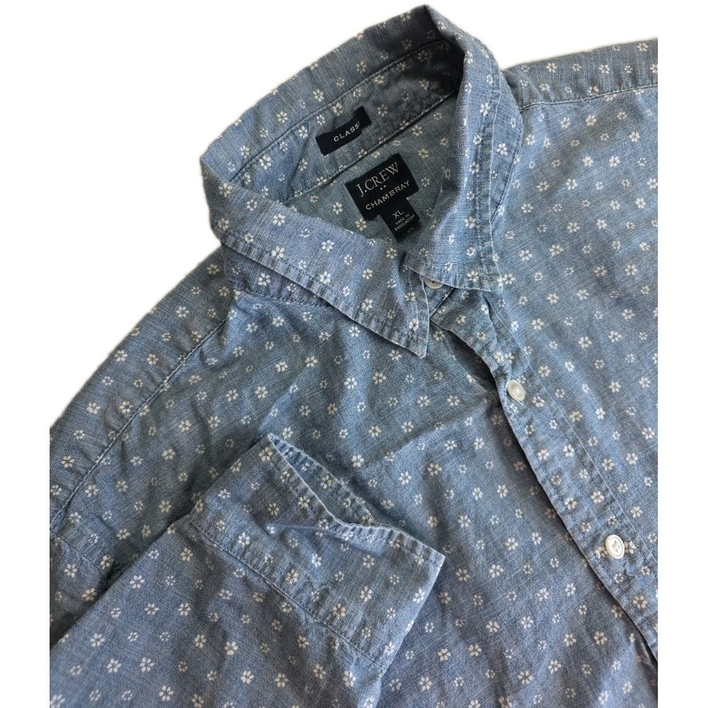 J CREW MEN'S LONG SLEEVE CLASSIC CHAMBRAY FIT XL SHIRT BLUE W/GEOMTETRIC PATTERN